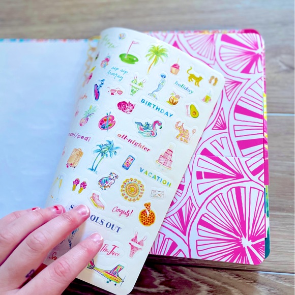 Lilly Pulitzer Planner Schedule Organize Notebook Notepad Weekly Monthly Planner - Picture 4 of 6